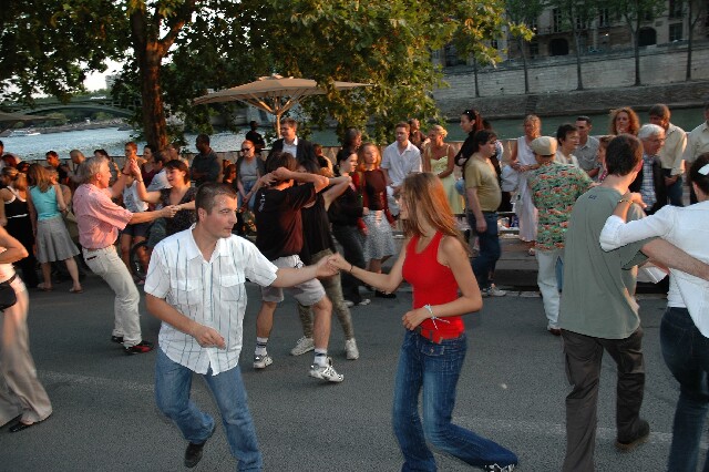 min 2005 08 11 Paris plage 153